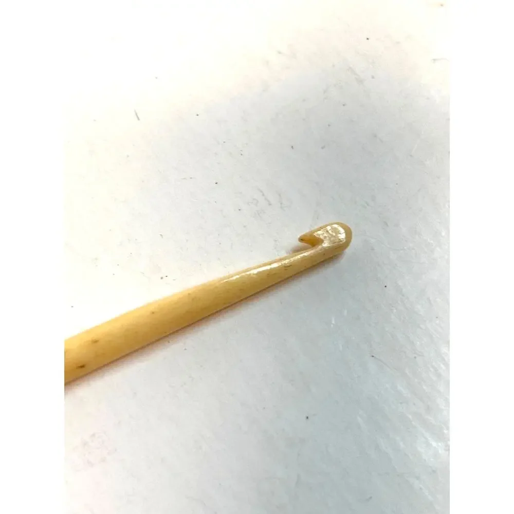 Vintage Bone Crochet Hook 4.5 Inch Faux Bone Needlework Tool Size Unknown